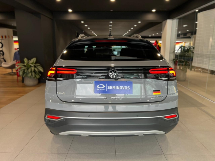 volkswagen nivus 1.0 200 tsi total flex highline automatico 4p 202419