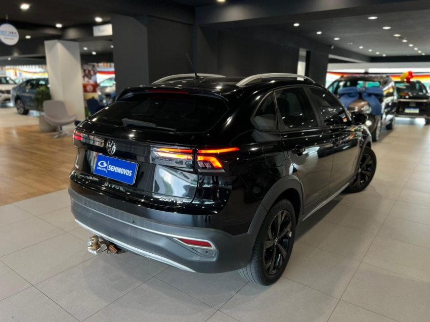 volkswagen nivus 1.0 200 tsi total flex highline automatico 4p 202115