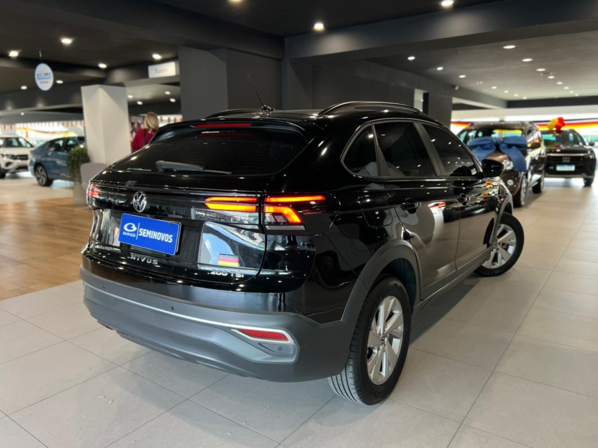 volkswagen nivus 1.0 200 tsi total flex comfortline automatico 4p 202414