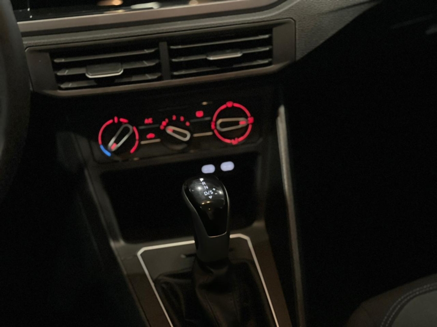 volkswagen nivus 1.0 200 tsi total flex comfortline automatico 4p 20249