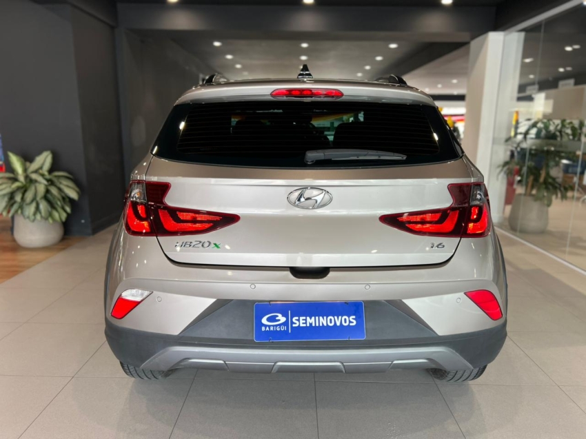 hyundai hb20x 1.6 16v flex evolution automatico 4p 202016