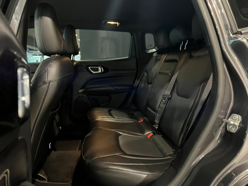 jeep compass 1.3 t270 turbo flex longitude at6 4p automatico 202213