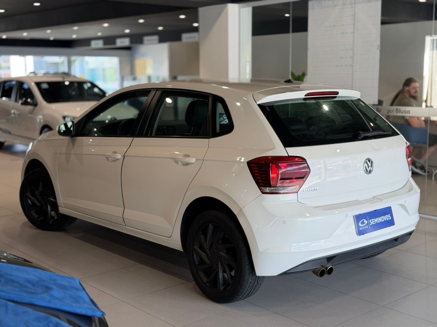 volkswagen polo 1.0 mpi total flex manual 4p 202012