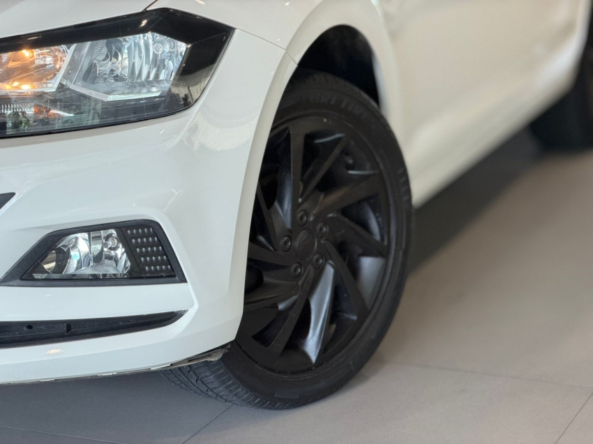 volkswagen polo 1.0 mpi total flex manual 4p 20203