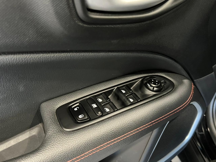 fiat toro 2.0 16v turbo diesel ultra 4wd at9 4p automatico 20238