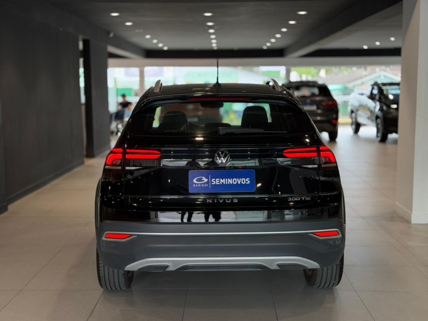 volkswagen nivus 1.0 200 tsi total flex highline automatico 4p 202117