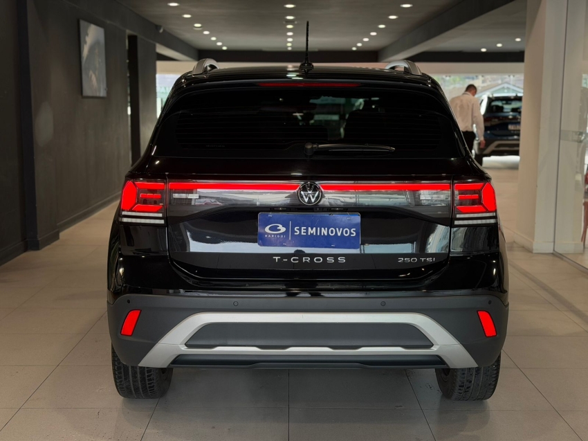 t-cross highline 250 1.4 tsi at6 com teto solar15
