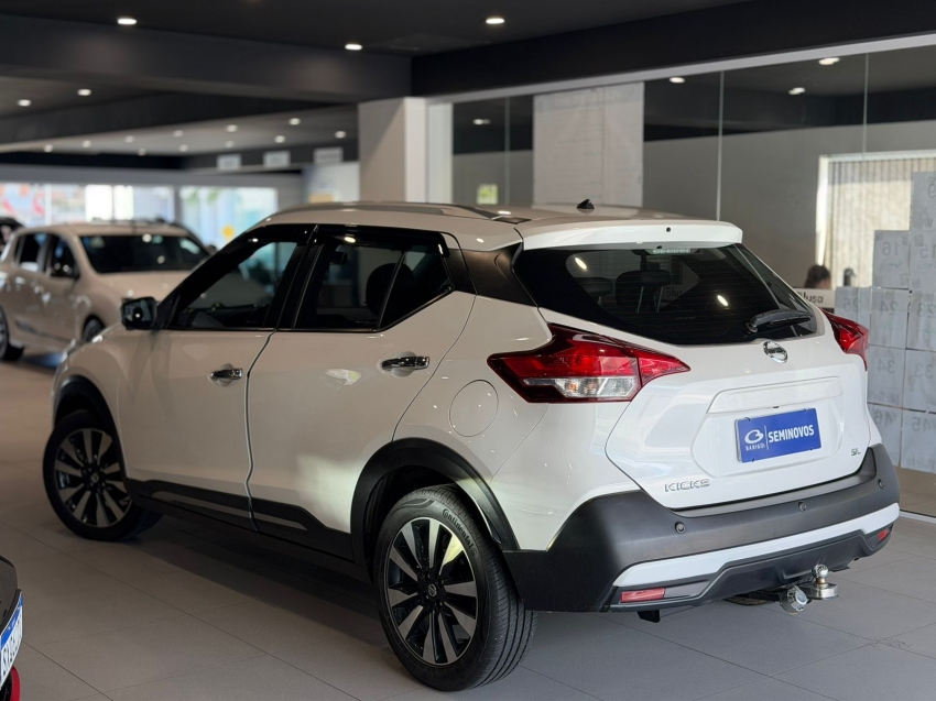nissan kicks 1.6 16v flexstart sl 4p xtronic flex automatico 202113
