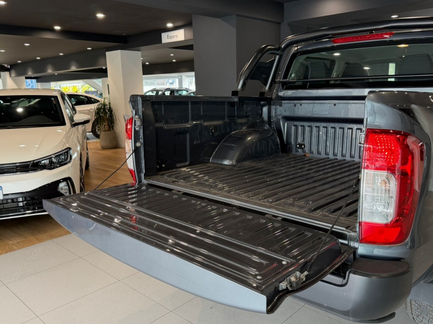 nissan frontier 2.3 16v turbo diesel attack cd 4x4 automatico 4p 202515