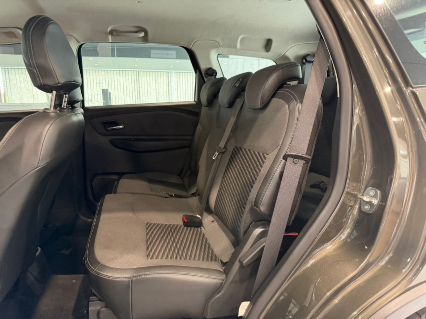 chevrolet spin 1.8 activ7 8v flex 4p automatico 202413