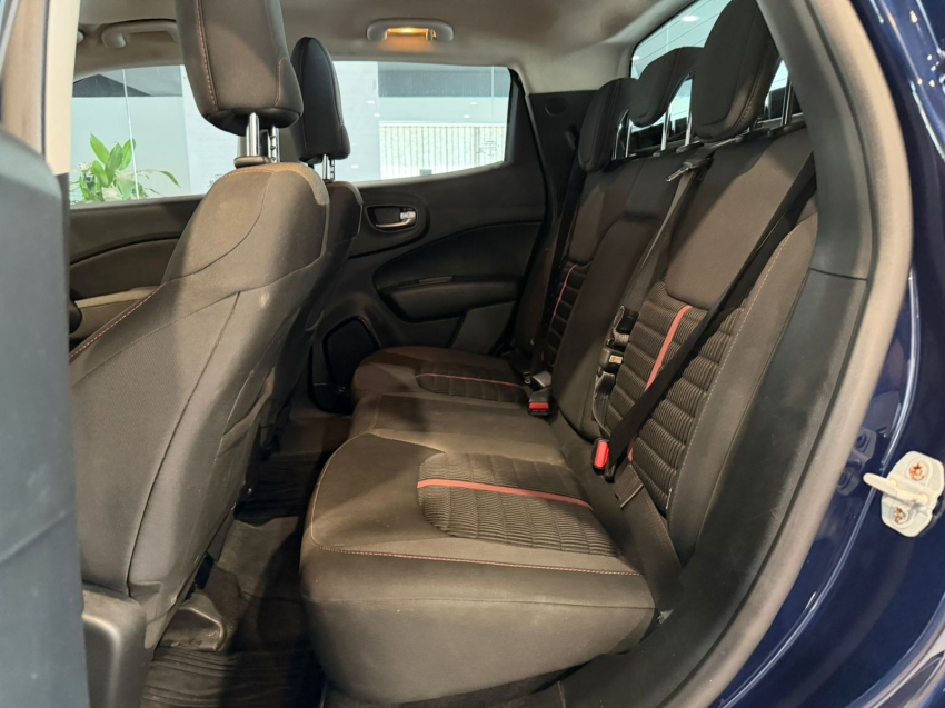 fiat toro 1.8 16v evo flex freedom at6 4p automatico 202012