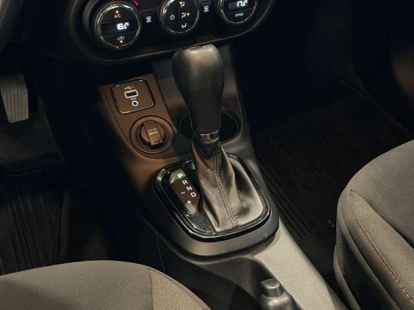 fiat toro 1.8 16v evo flex freedom at6 4p automatico 202010