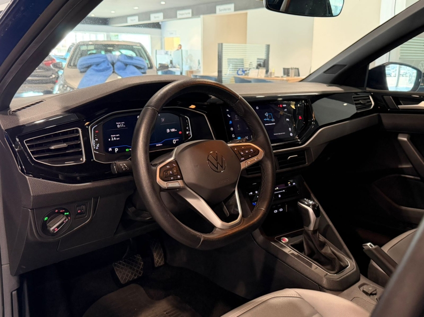 volkswagen nivus 1.0 200 tsi total flex highline automatico 4p 20237