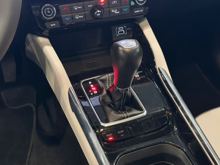 jeep commander 1.3 t270 turbo flex overland at6 4p automatico 202311