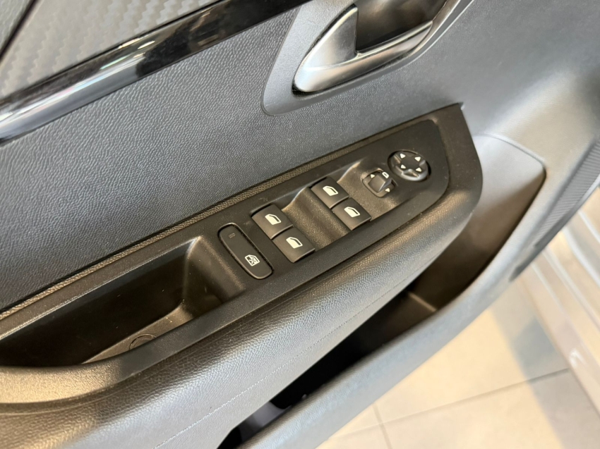 peugeot 208 1.0 firefly flex style manual 4p automatico 20244