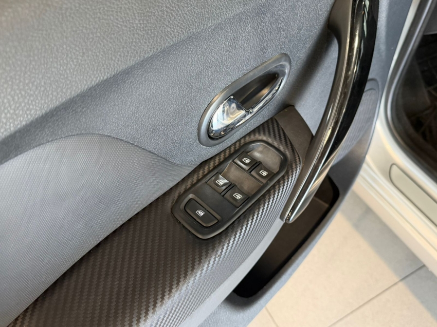 renault sandero 1.0 12v sce flex gt line manual 4p 20215