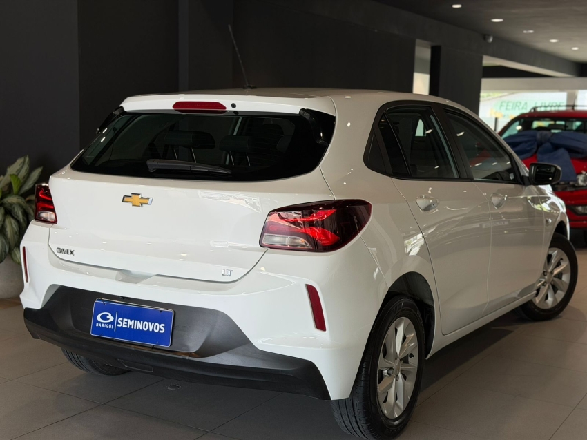 chevrolet onix 1.0 flex lt manual 4p 202316