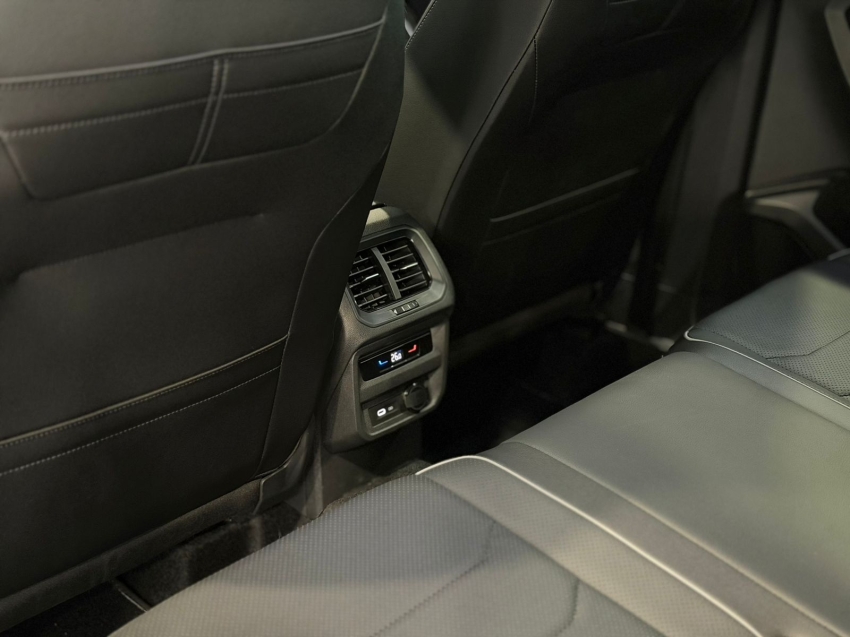 volkswagen tiguan 2.0 300 tsi gasolina allspace r-line automatico 4p 202516