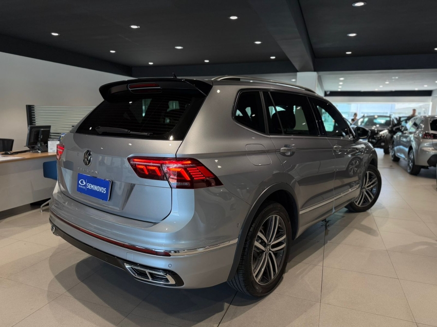 volkswagen tiguan 2.0 300 tsi gasolina allspace r-line automatico 4p 202521