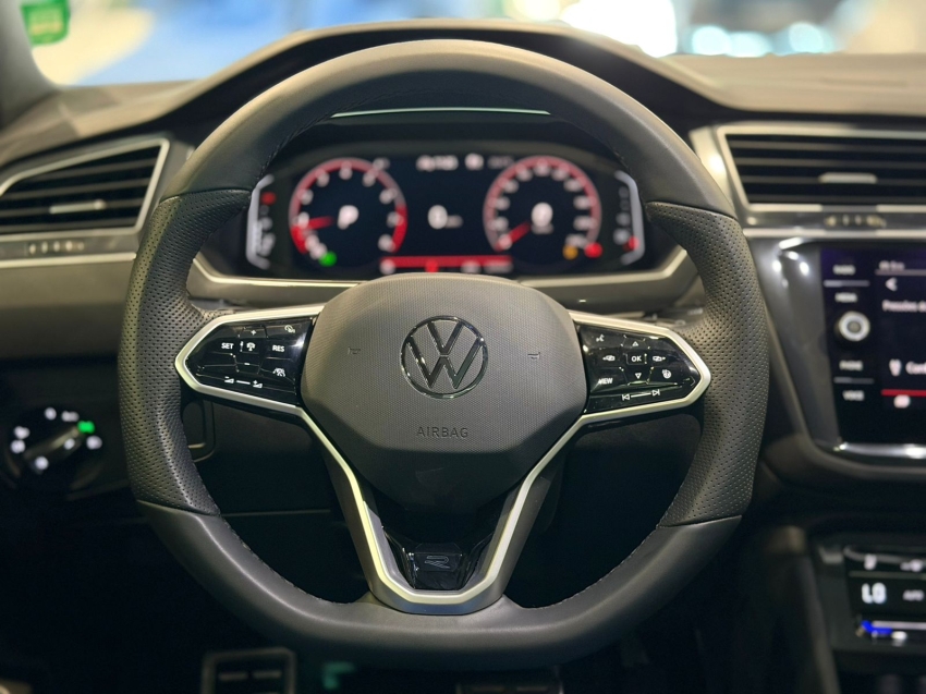 volkswagen tiguan 2.0 300 tsi gasolina allspace r-line automatico 4p 20259