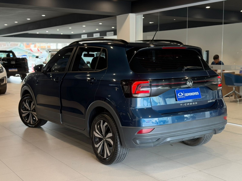 volkswagen t-cross 1.0 200 tsi total flex automatico 4p 202313