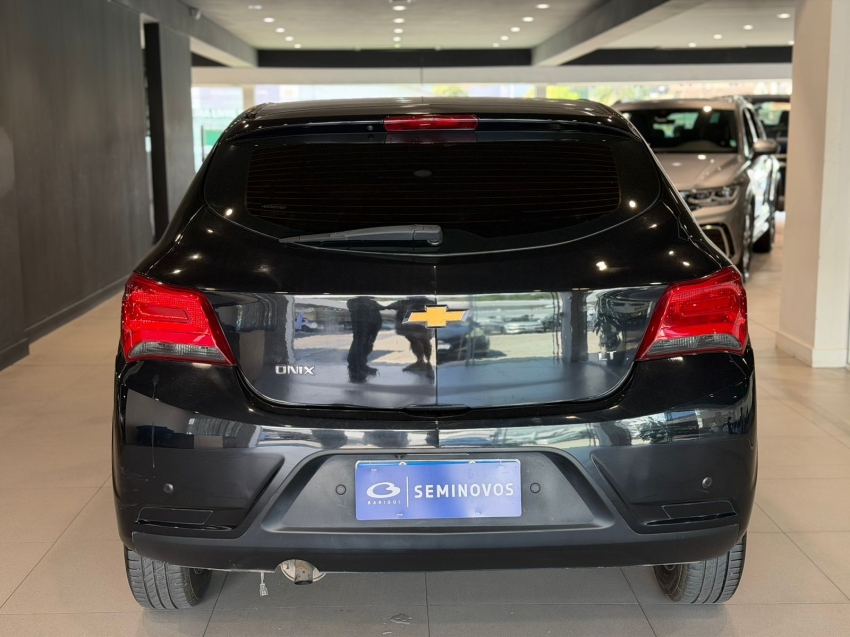chevrolet onix 1.0 mpfi lt 8v flex 4p manual 201911