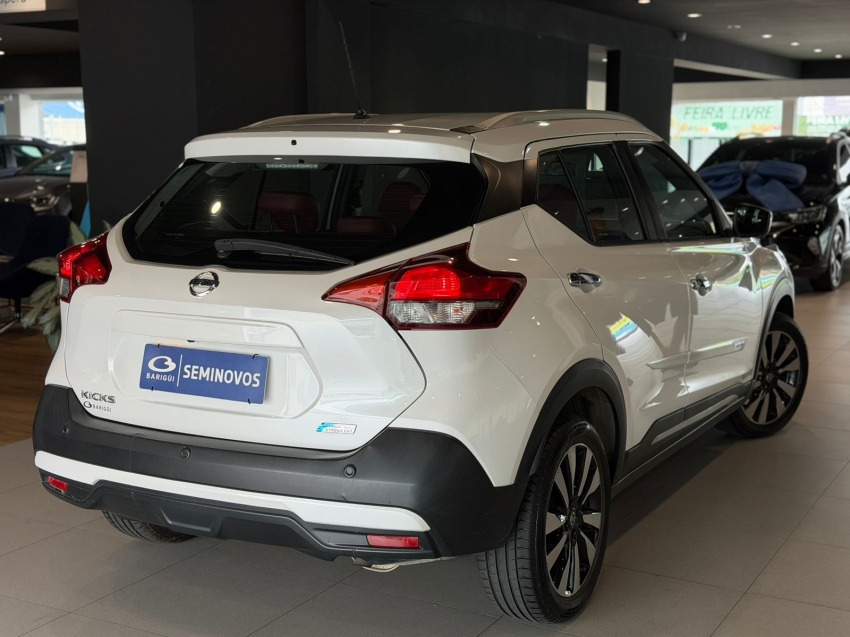 nissan kicks 1.6 16v flexstart sl 4p xtronic flex 5p automatico 201815