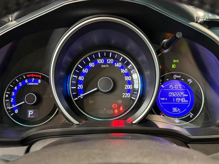 wr-v exl 1.5 cvt flexone7