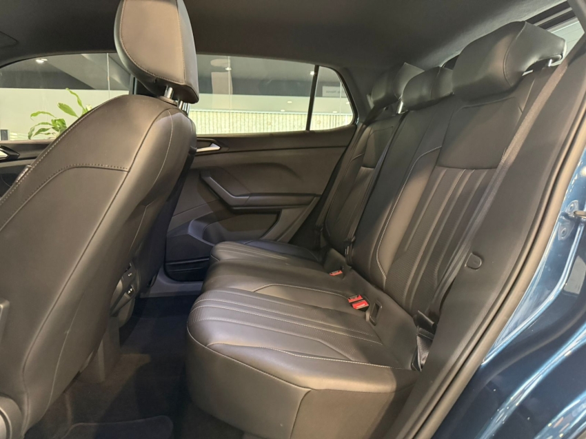 volkswagen t-cross 1.4 250 tsi total flex highline automatico 4p 202514