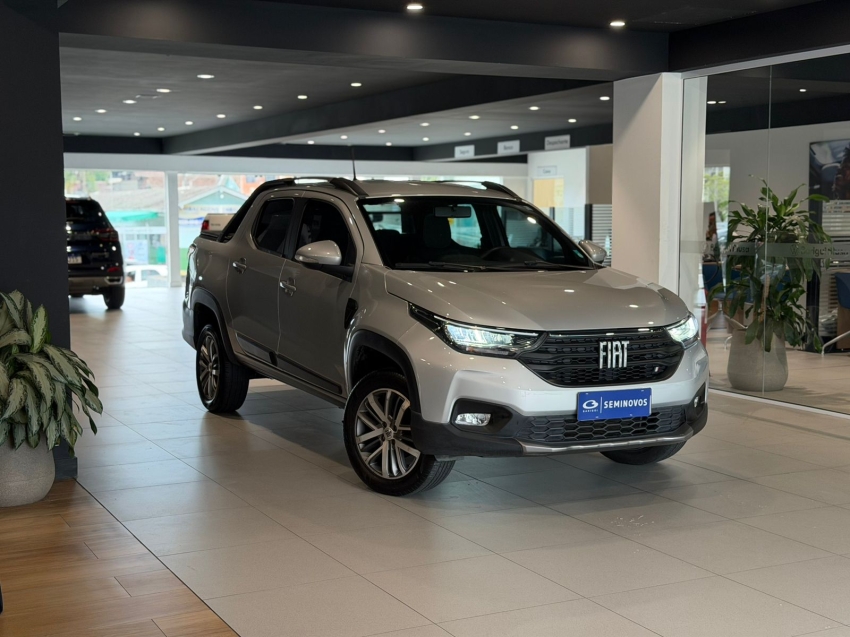 fiat strada 1.3 firefly flex volcano cd cvt 5p automatico 2024