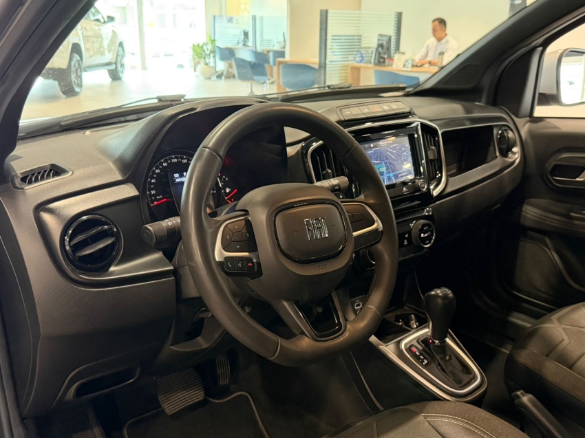 fiat strada 1.3 firefly flex volcano cd cvt 5p automatico 20245