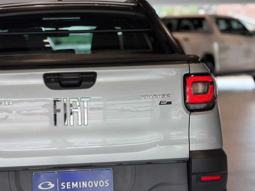 fiat strada 1.3 firefly flex volcano cd cvt 5p automatico 202413