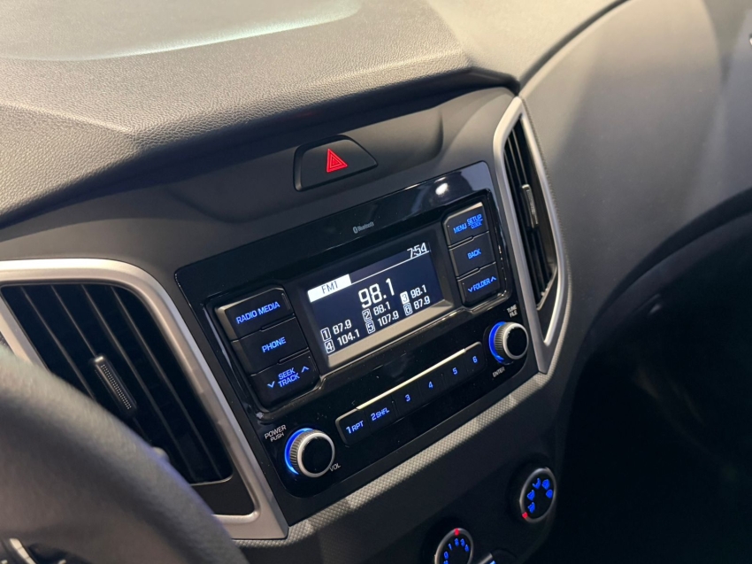 hyundai creta 1.6 16v flex action automatico 4p 20218