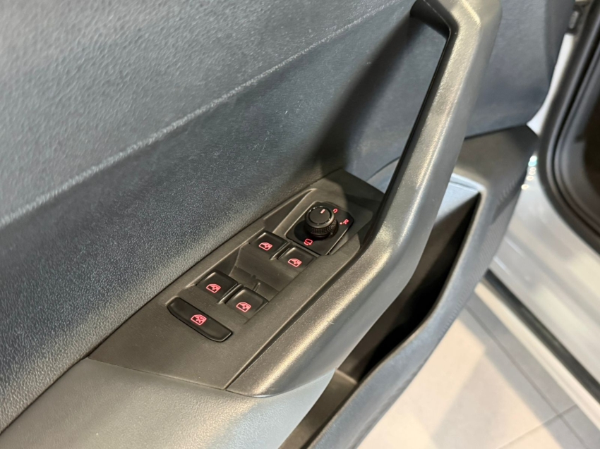 volkswagen nivus 1.0 200 tsi total flex highline automatico 4p 20235