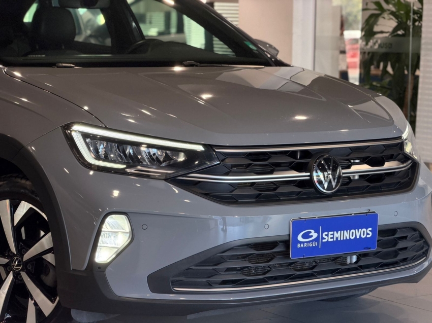 volkswagen nivus 1.0 200 tsi total flex highline automatico 4p 20231