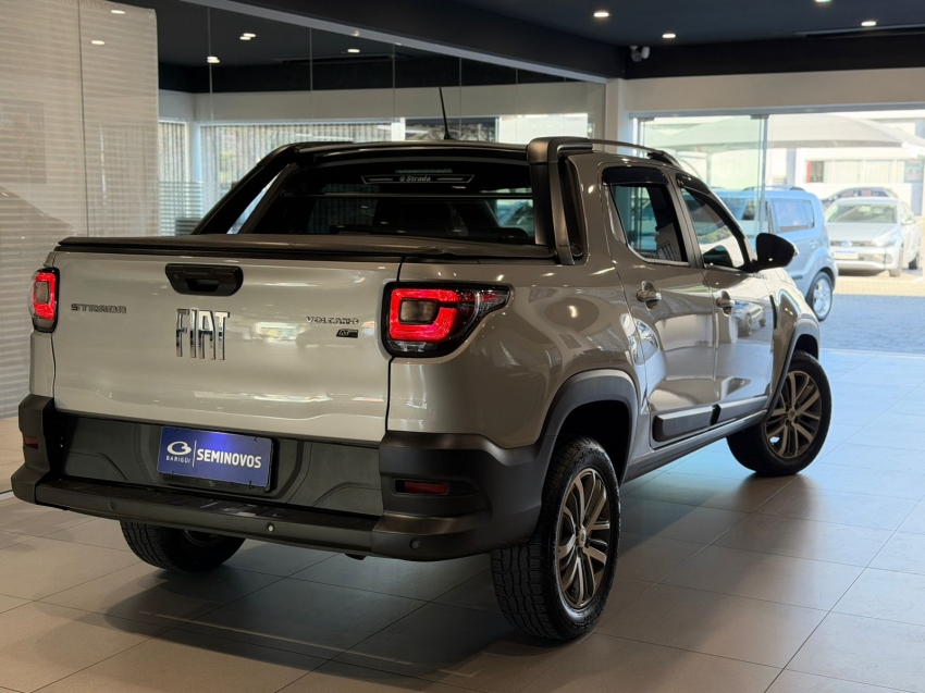 fiat strada 1.3 firefly flex volcano cd cvt 4p automatico 202318