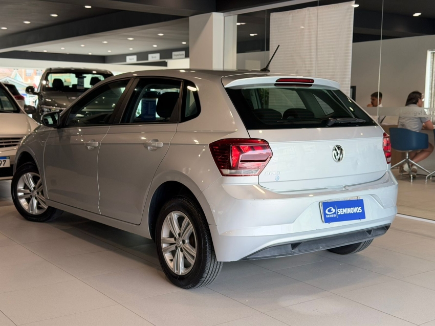 volkswagen polo 1.0 mpi total flex manual 4p 201813
