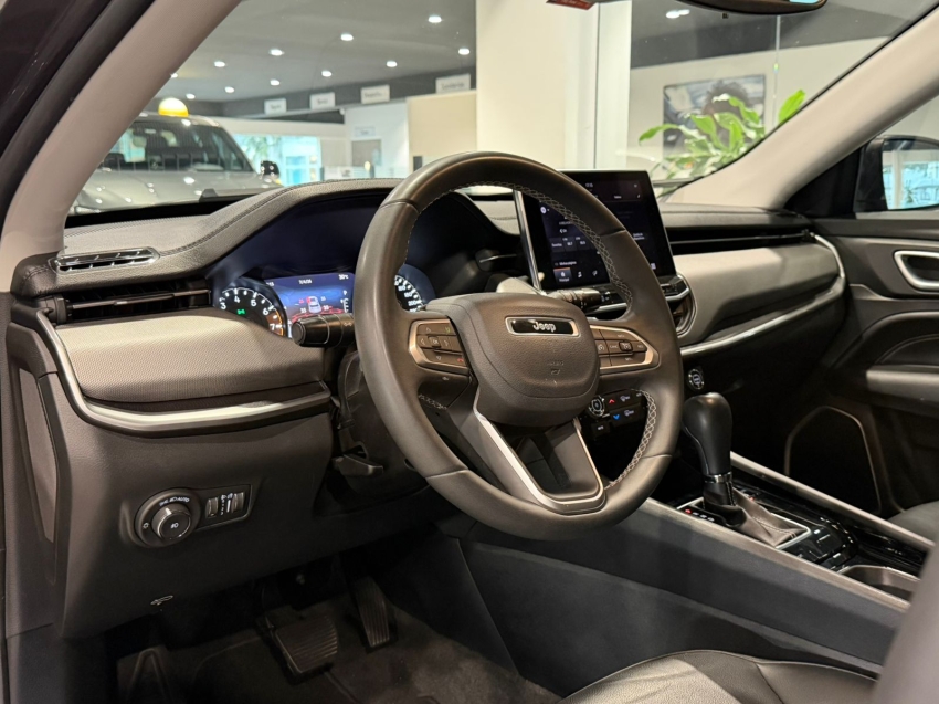 jeep compass 1.3 t270 turbo flex longitude at6 4p automatico 20236