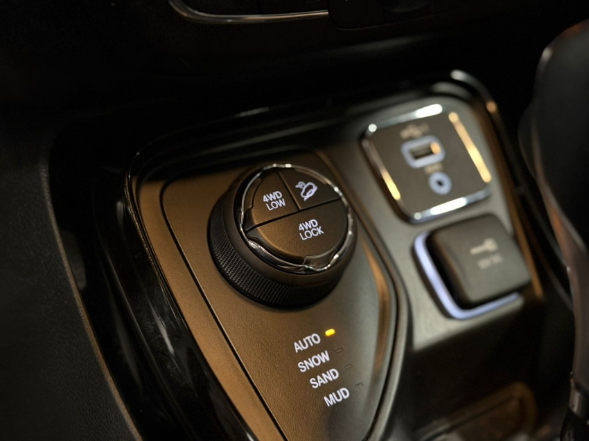 jeep compass 2.0 16v diesel limited 4x4 automatico flex 4p 202114