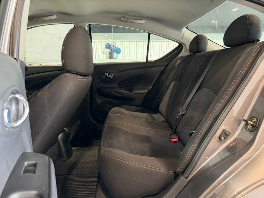 nissan versa 1.6 16v flex sl 4p manual 201612