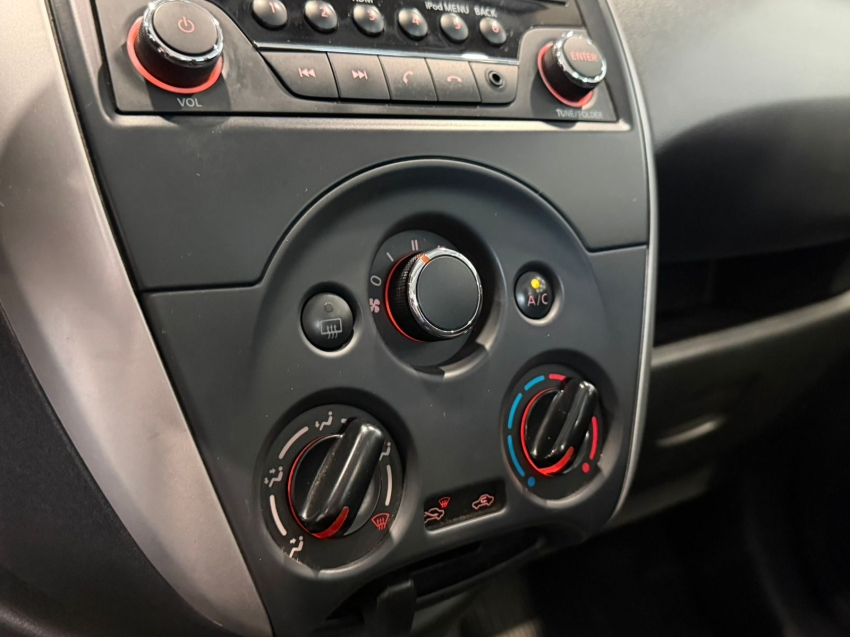 nissan versa 1.6 16v flex sl 4p manual 201610