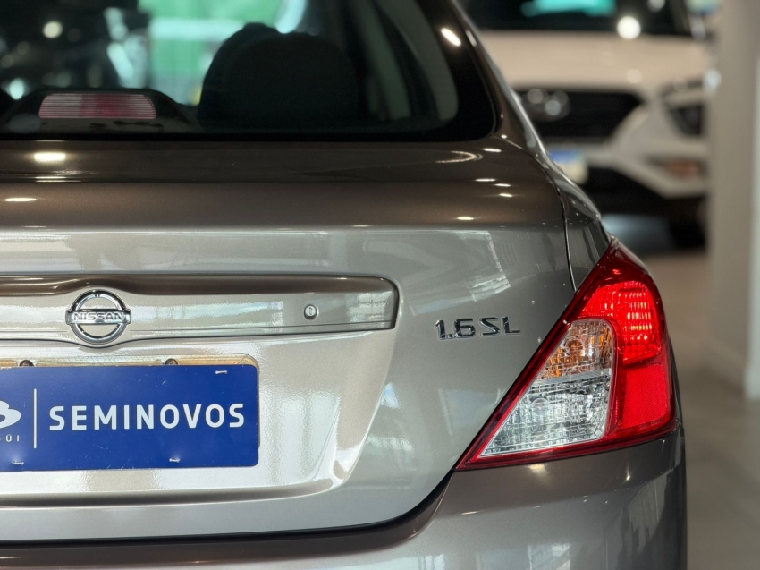 nissan versa 1.6 16v flex sl 4p manual 201616