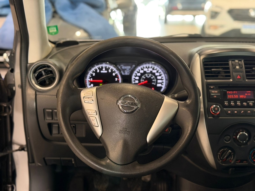 nissan versa 1.6 16v flex sl 4p manual 20167