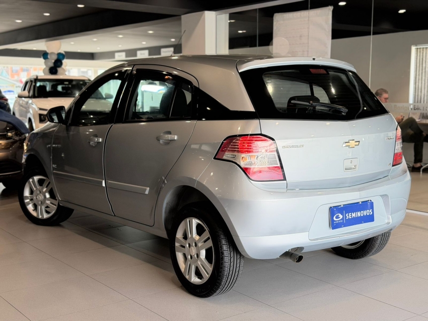 chevrolet agile 1.4 mpfi ltz 8v flex 4p manual 201214