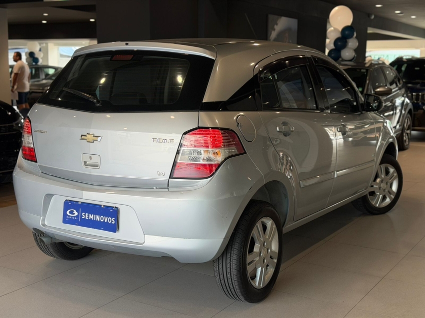 chevrolet agile 1.4 mpfi ltz 8v flex 4p manual 201217