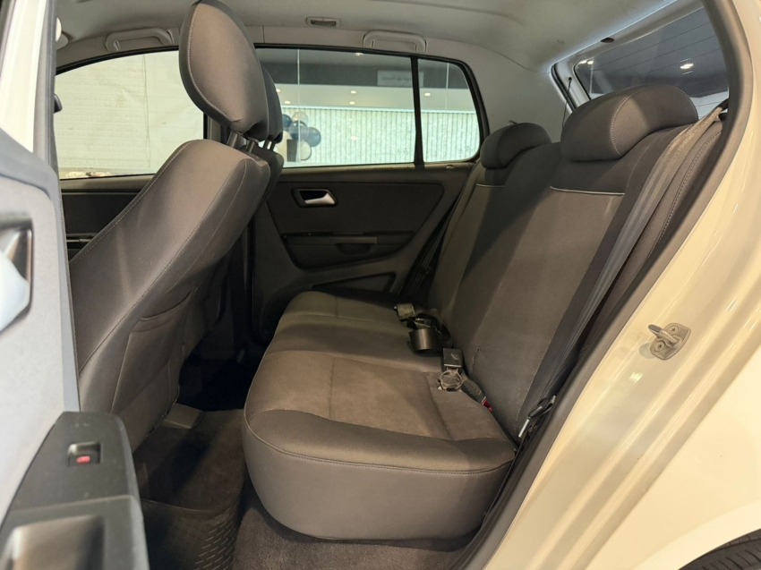 volkswagen fox 1.6 msi comfortline 8v flex 4p automatizado automatico 201714