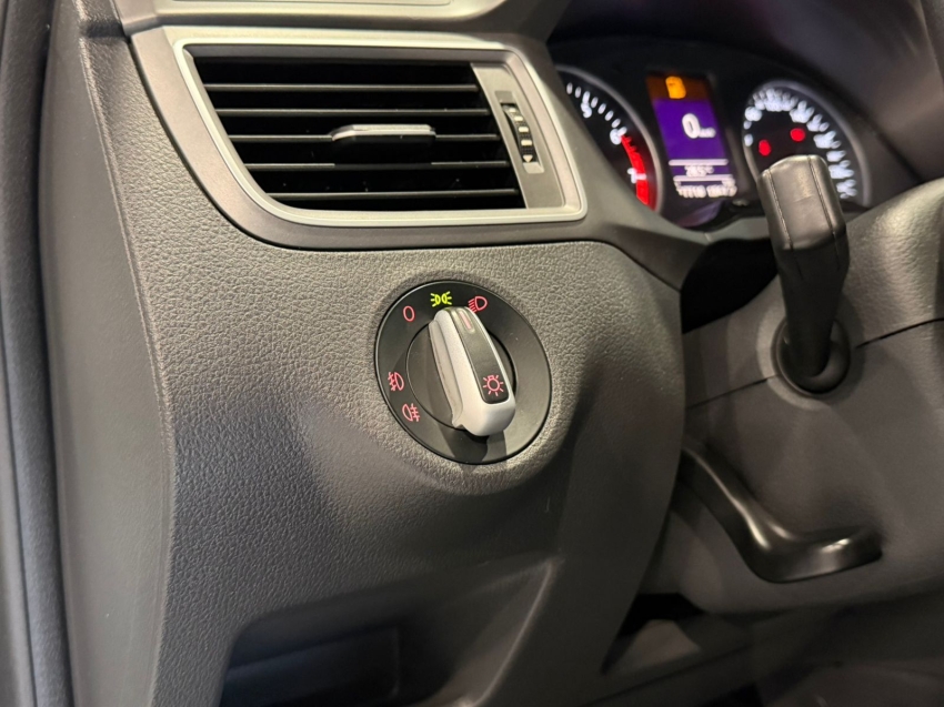 volkswagen fox 1.6 msi comfortline 8v flex 4p automatizado automatico 20177