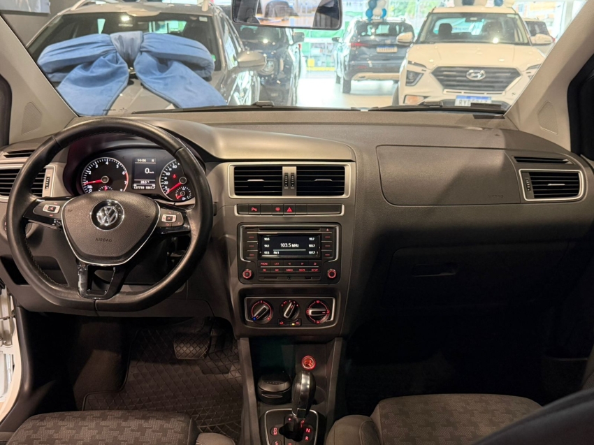 volkswagen fox 1.6 msi comfortline 8v flex 4p automatizado automatico 201713