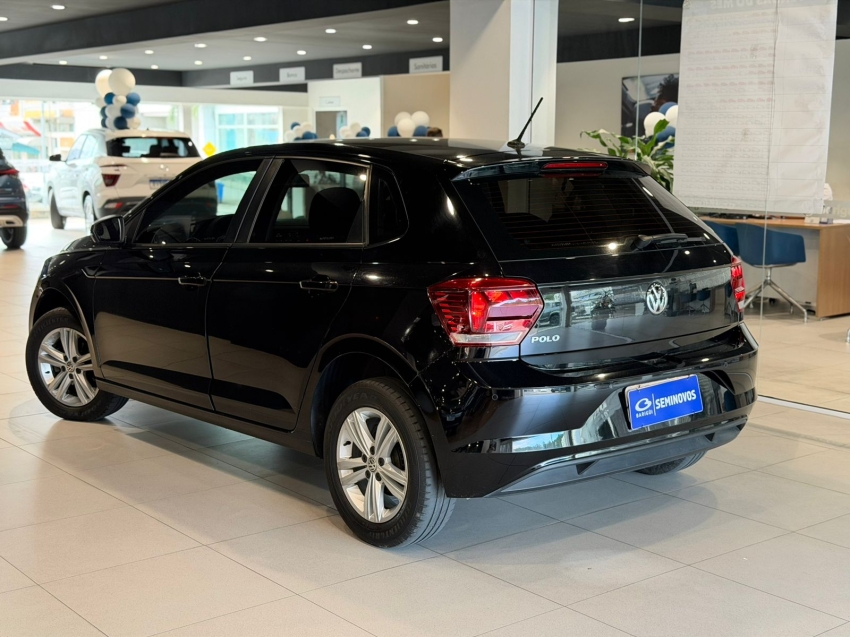 volkswagen polo 1.0 mpi total flex manual 4p 202012