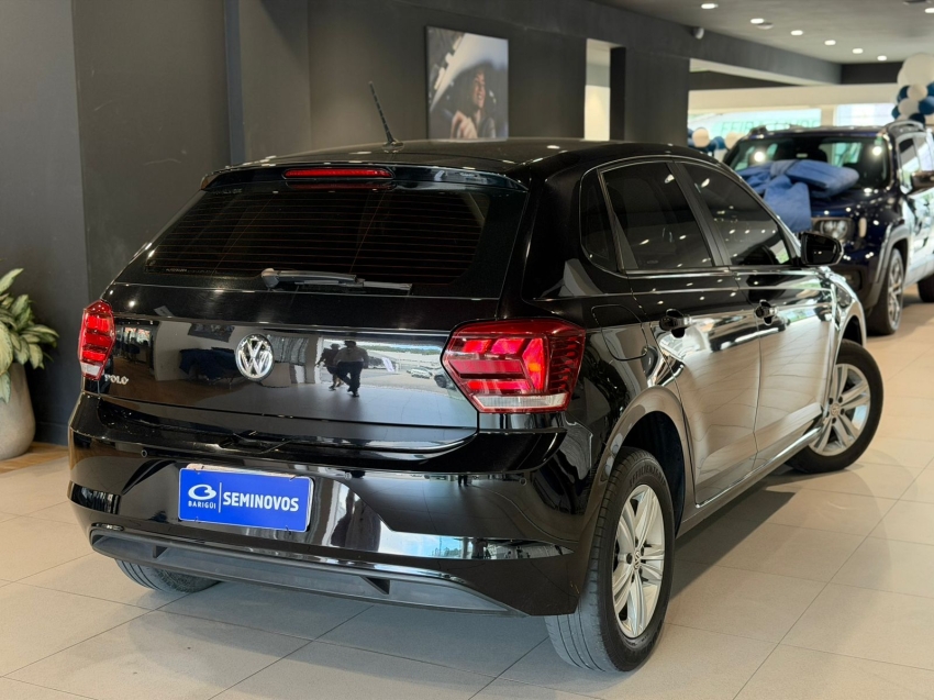 volkswagen polo 1.0 mpi total flex manual 4p 202014